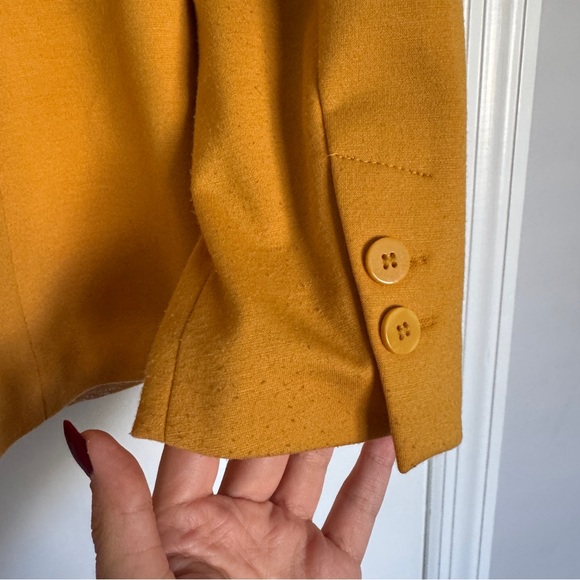 Dalia mustard yellow blazer - Picture 4 of 5